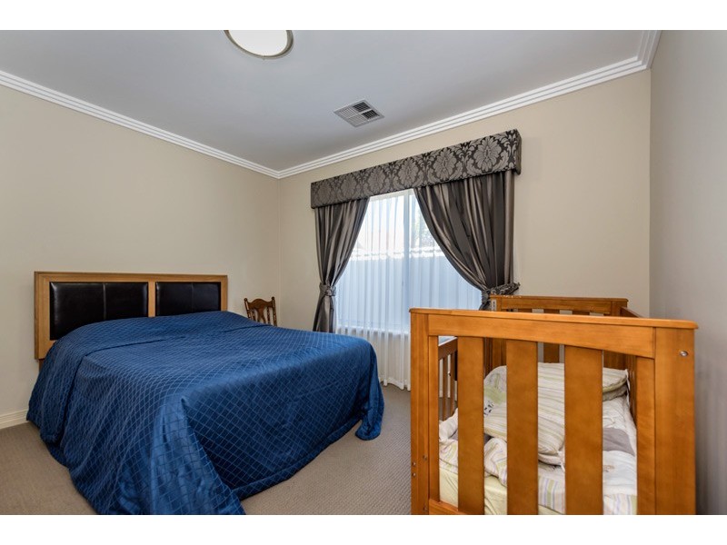 21 Sutherland Avenue, Dianella WA 6059