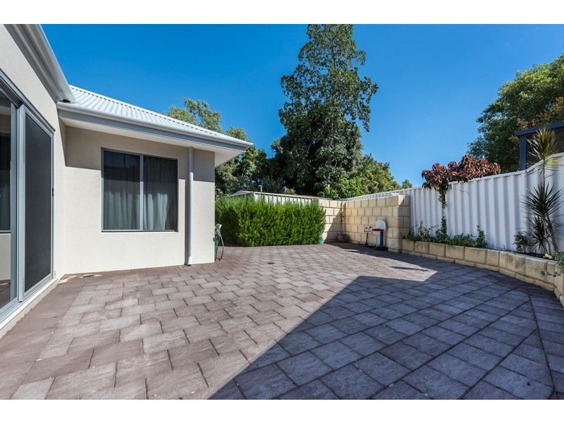 21 Sutherland Avenue, Dianella WA 6059