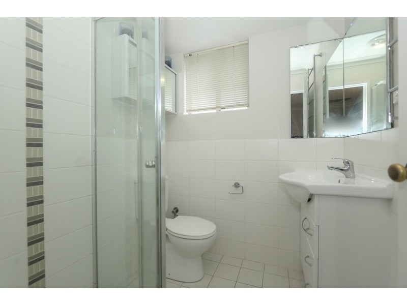 16 Rushbrook Way, Thornlie WA 6108