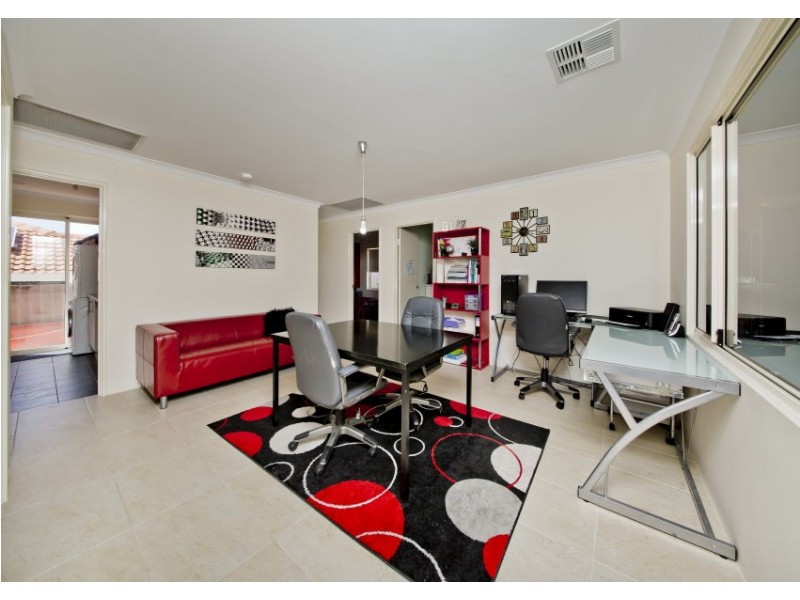 39 Shannon Road, Dianella WA 6059