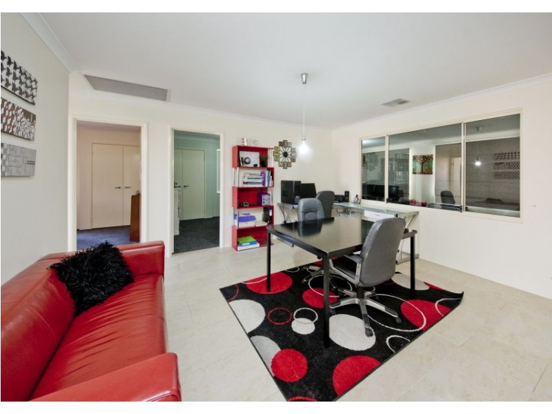 39 Shannon Road, Dianella WA 6059