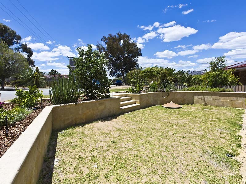 48 Alciston Way, Huntingdale WA 6110