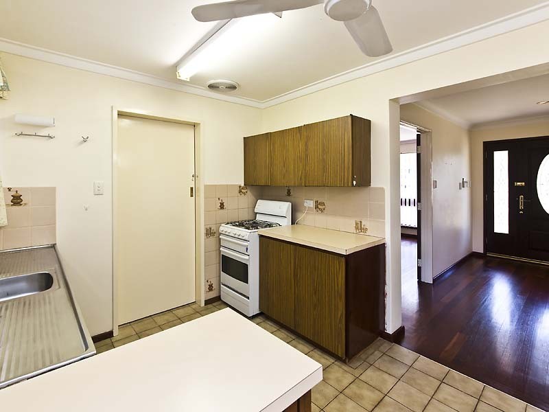 48 Alciston Way, Huntingdale WA 6110