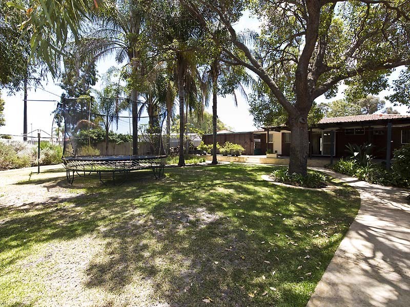 48 Alciston Way, Huntingdale WA 6110