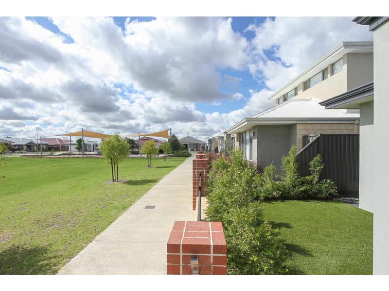 9 Braddock Lane, Caversham WA 6055