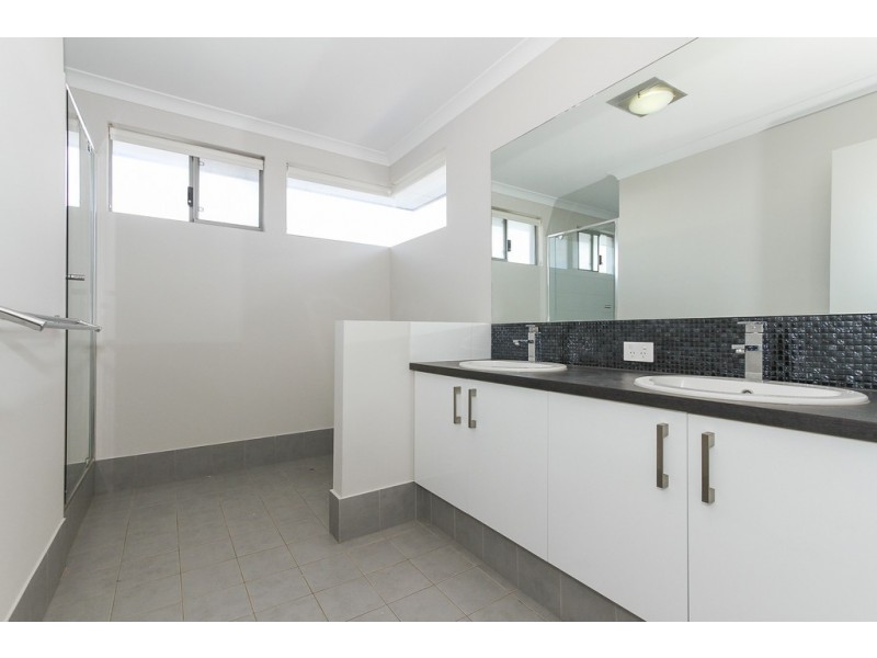 9 Braddock Lane, Caversham WA 6055