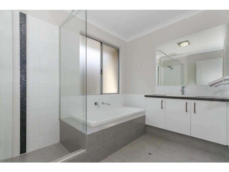 9 Braddock Lane, Caversham WA 6055