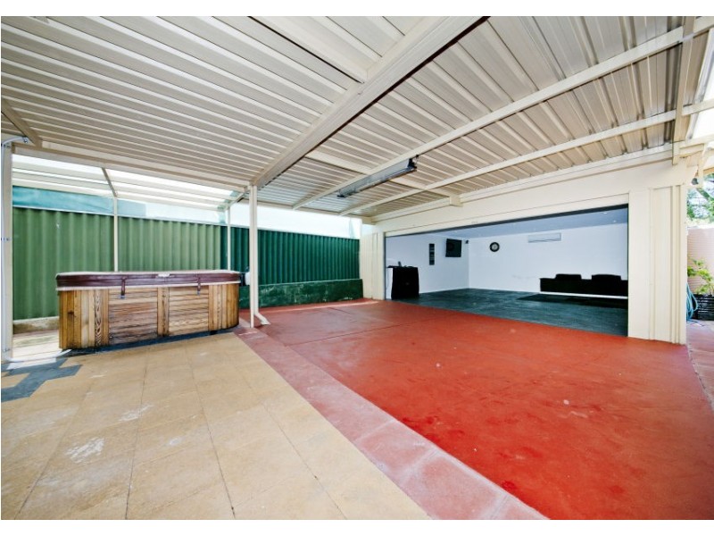 7 Niger Place, Beechboro WA 6063