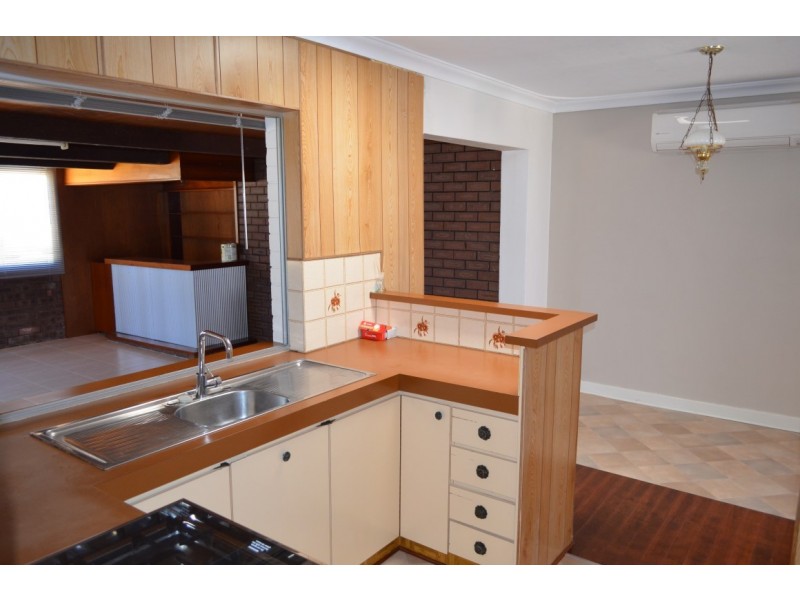 53 Orlestone Street, Gosnells WA 6110