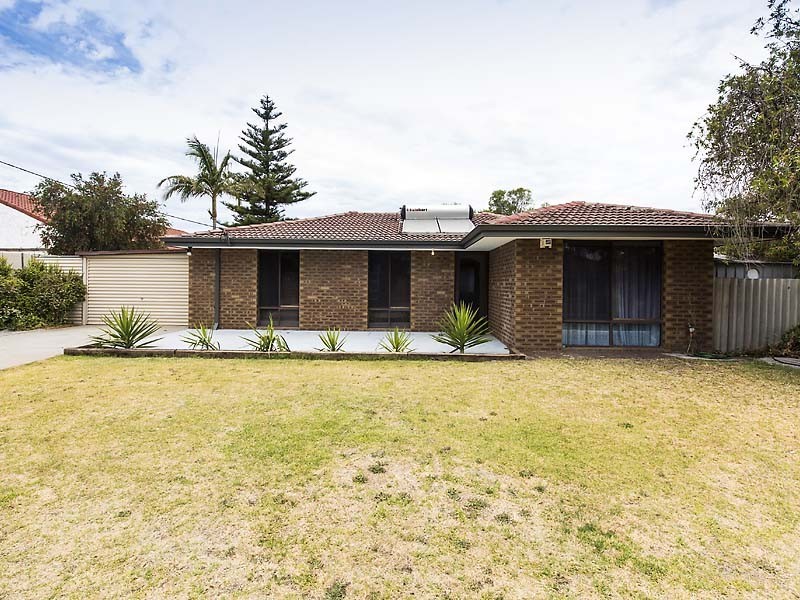 19 Chevalier Way, Thornlie WA 6108