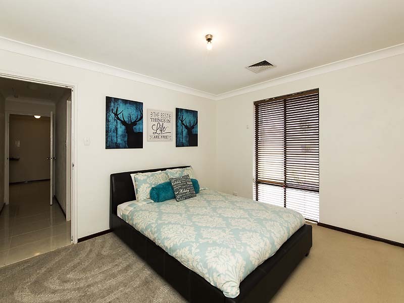 19 Chevalier Way, Thornlie WA 6108