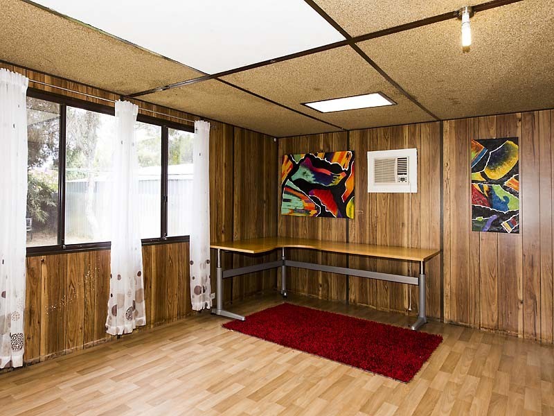 19 Chevalier Way, Thornlie WA 6108