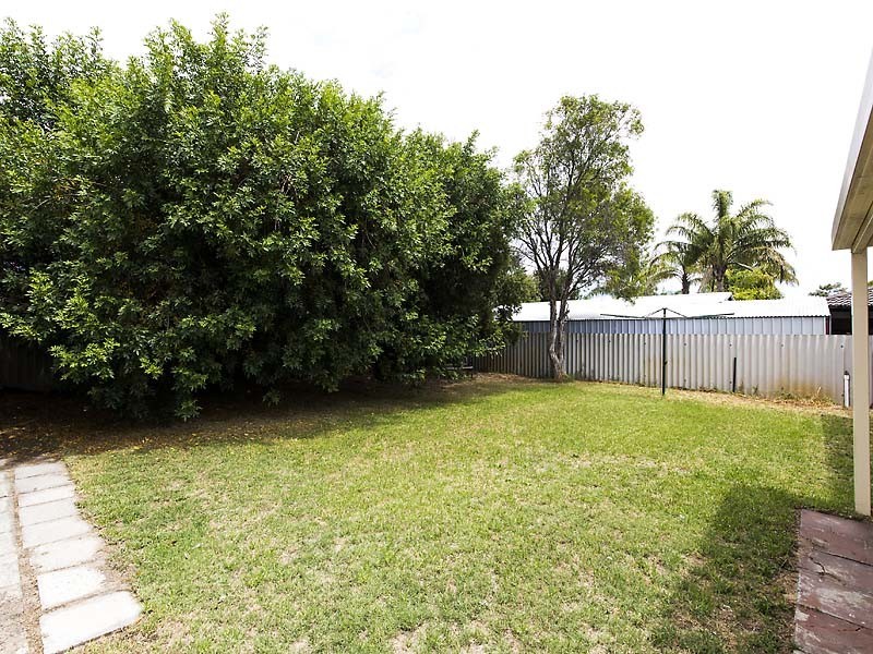 19 Chevalier Way, Thornlie WA 6108