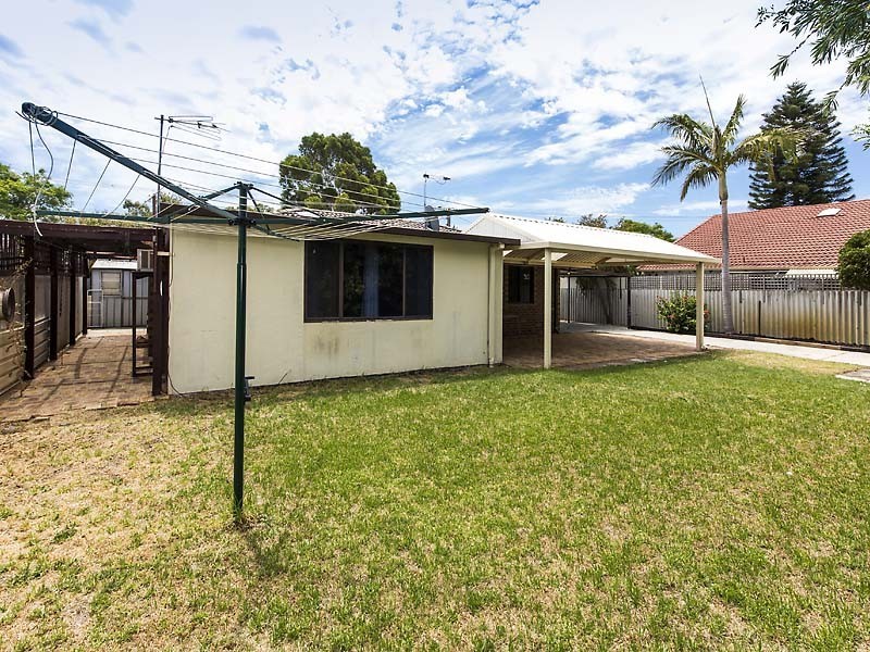 19 Chevalier Way, Thornlie WA 6108