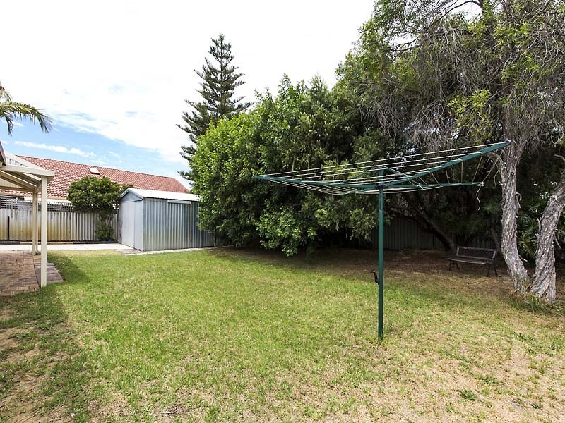 19 Chevalier Way, Thornlie WA 6108