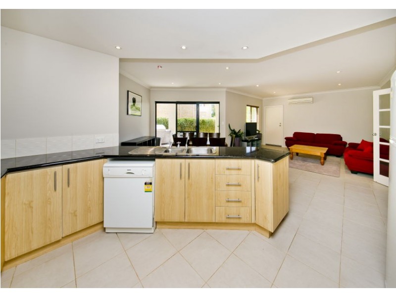 28b Fairway West, Yokine WA 6060