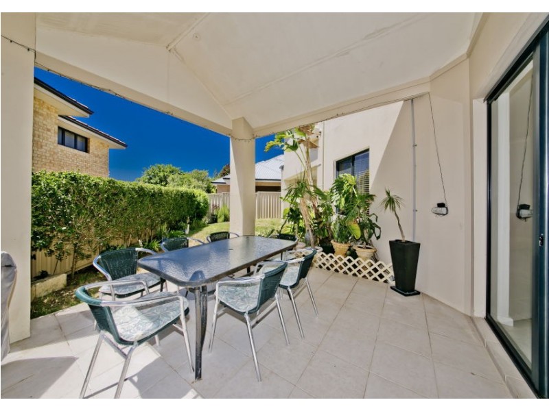 28b Fairway West, Yokine WA 6060