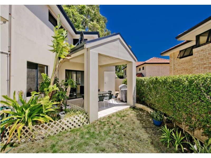 28b Fairway West, Yokine WA 6060