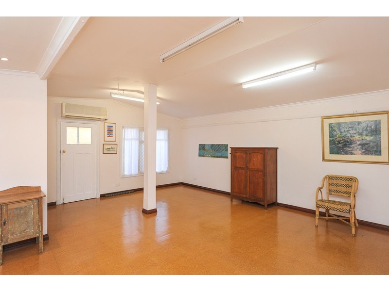 51 Knight Road, Gnangara WA 6077