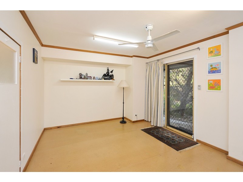 51 Knight Road, Gnangara WA 6077