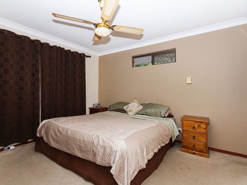 16 Cocos Grove, Kiara WA 6054