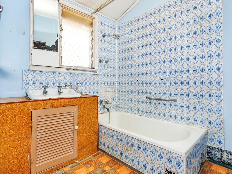 12 Tassell Street, Embleton WA 6062