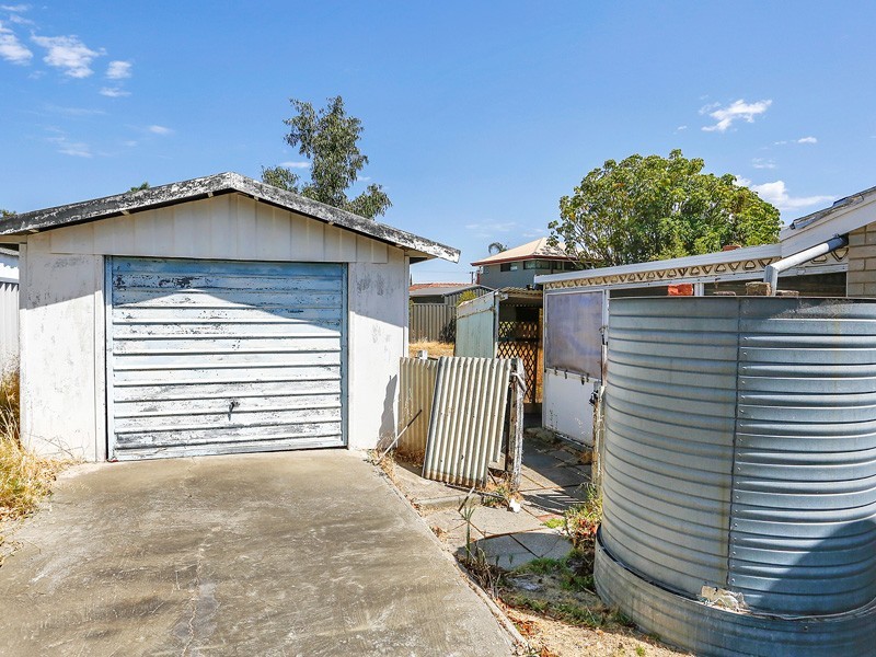 12 Tassell Street, Embleton WA 6062