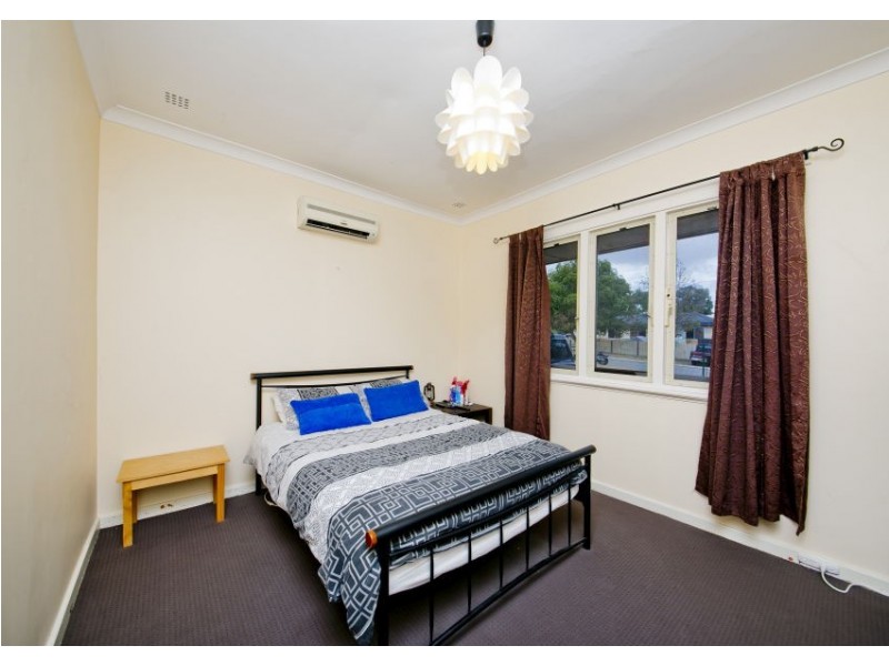 28 Watkins Street, Eden Hill WA 6054