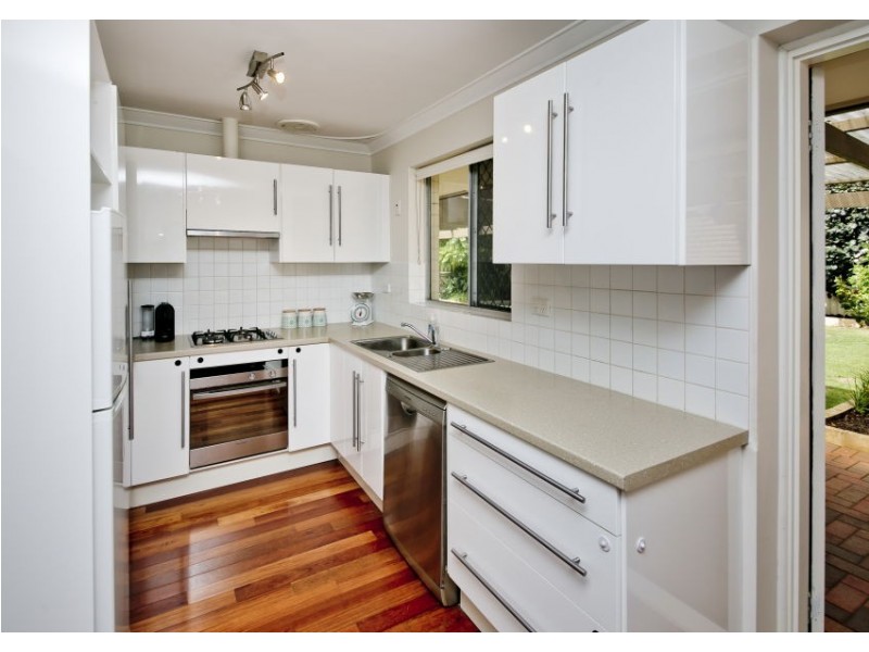 49 Leeds Street, Dianella WA 6059