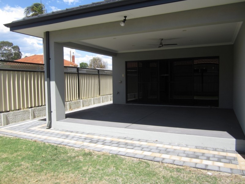 2B Wilde street, Embleton WA 6062