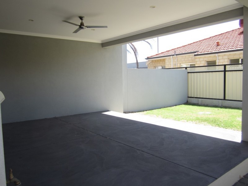 2B Wilde street, Embleton WA 6062