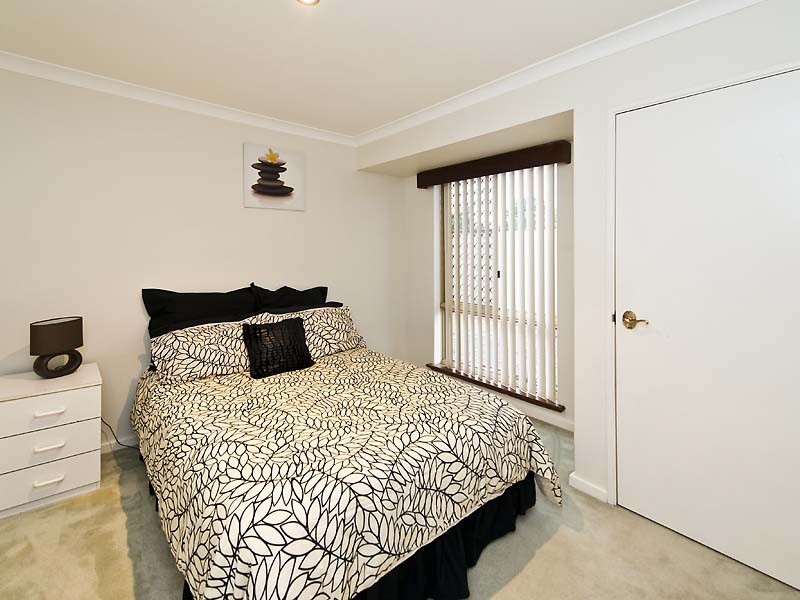 2 Cheyne Close, Thornlie WA 6108