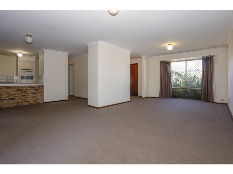 2/57 Camden street, Dianella WA 6059