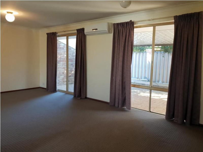 2/57 Camden street, Dianella WA 6059