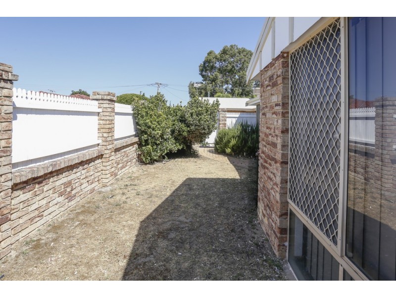 2/57 Camden street, Dianella WA 6059
