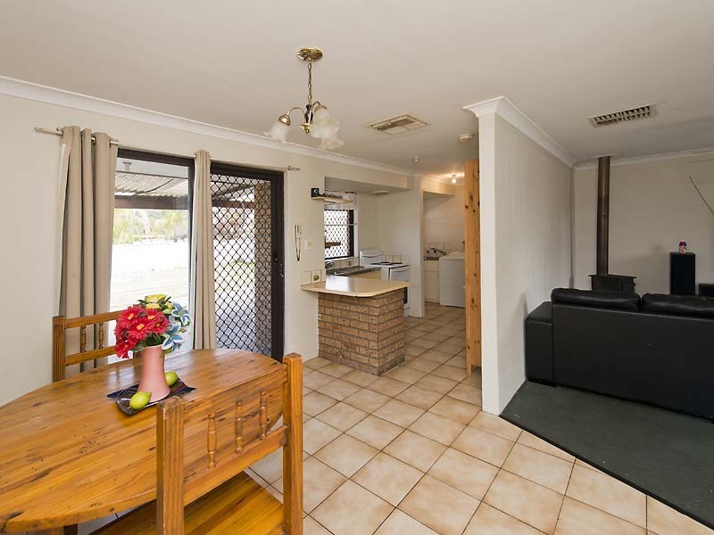 249 Corfield Street, Gosnells WA 6110