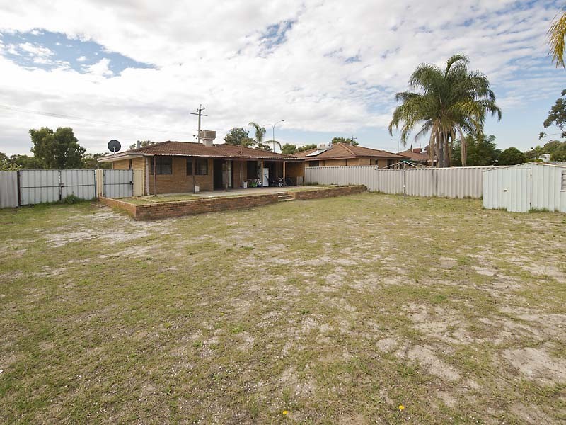 249 Corfield Street, Gosnells WA 6110
