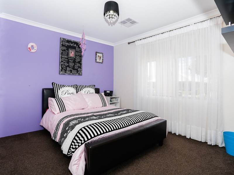 15 Packwood Link, The Vines WA 6069