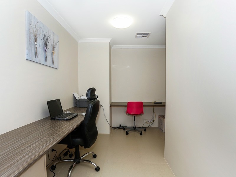 15 Packwood Link, The Vines WA 6069