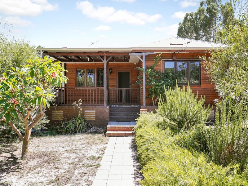 26 Watkins Street, Eden Hill WA 6054