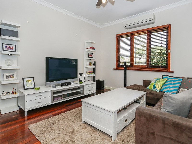 26 Watkins Street, Eden Hill WA 6054