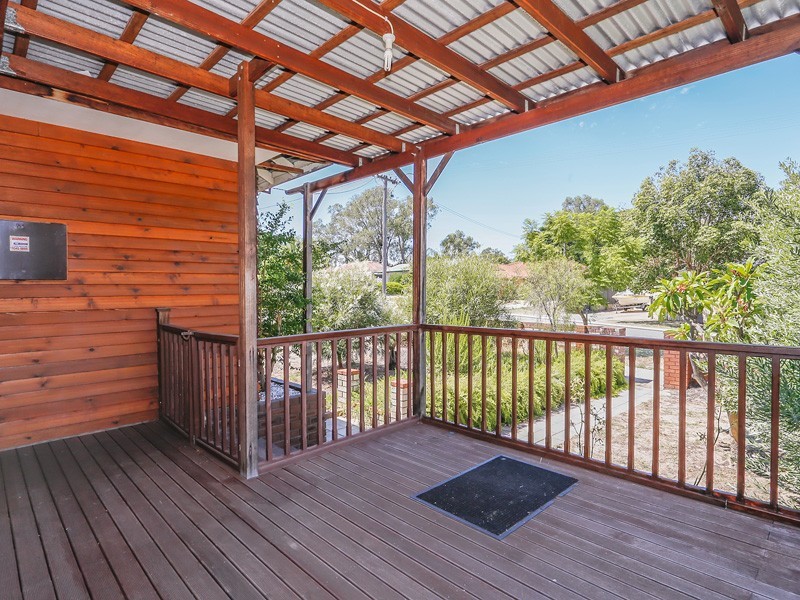 26 Watkins Street, Eden Hill WA 6054