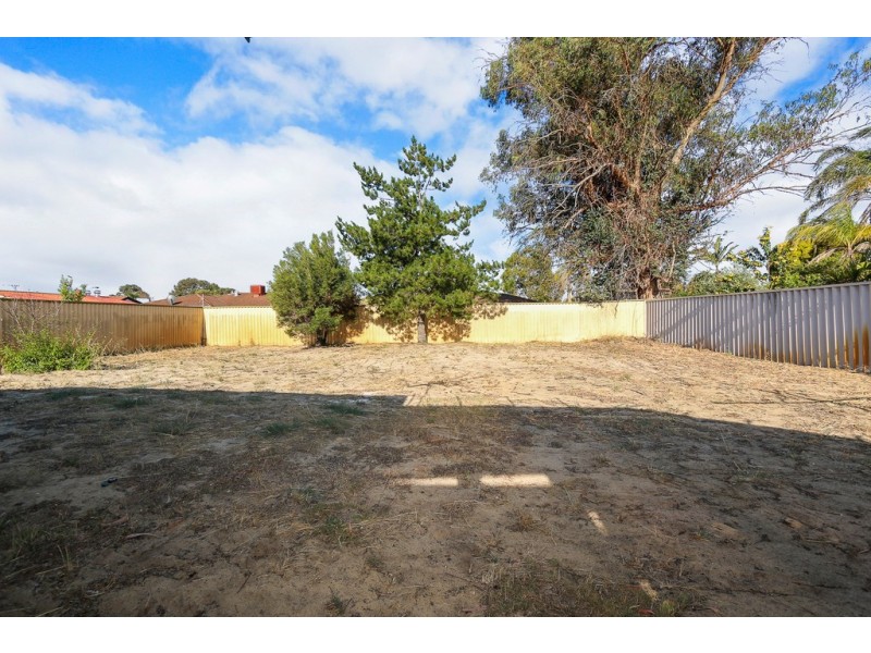 211 Altone Road, Beechboro WA 6063