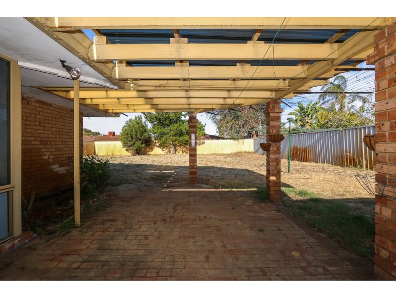 211 Altone Road, Beechboro WA 6063