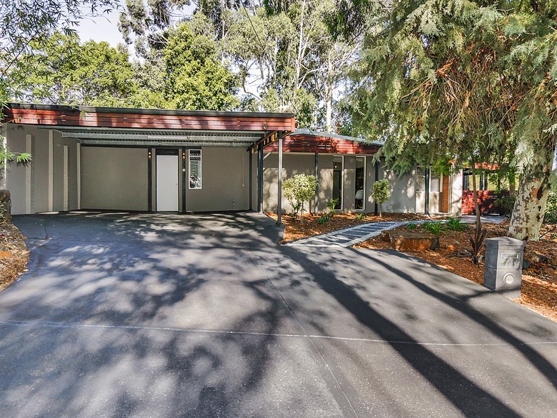 6 Montrose Avenue, Darlington WA 6070