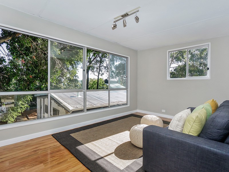 6 Montrose Avenue, Darlington WA 6070