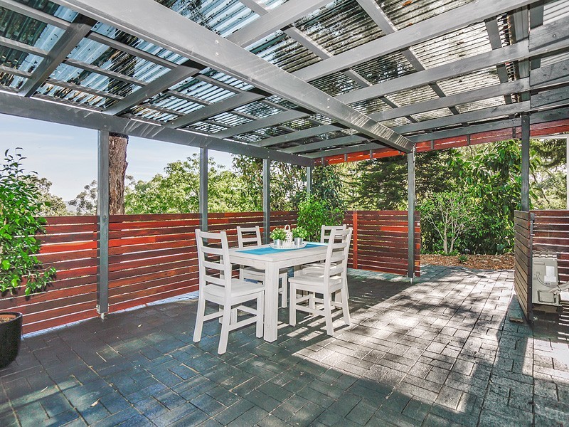 6 Montrose Avenue, Darlington WA 6070