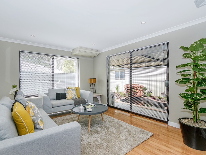 31 Bilya Gardens, Leda WA 6170