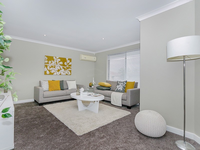 31 Bilya Gardens, Leda WA 6170