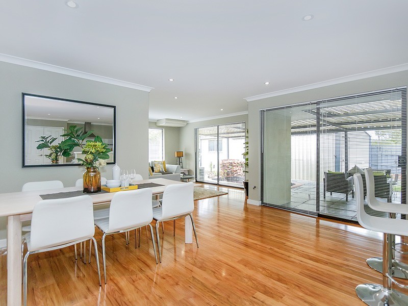 31 Bilya Gardens, Leda WA 6170